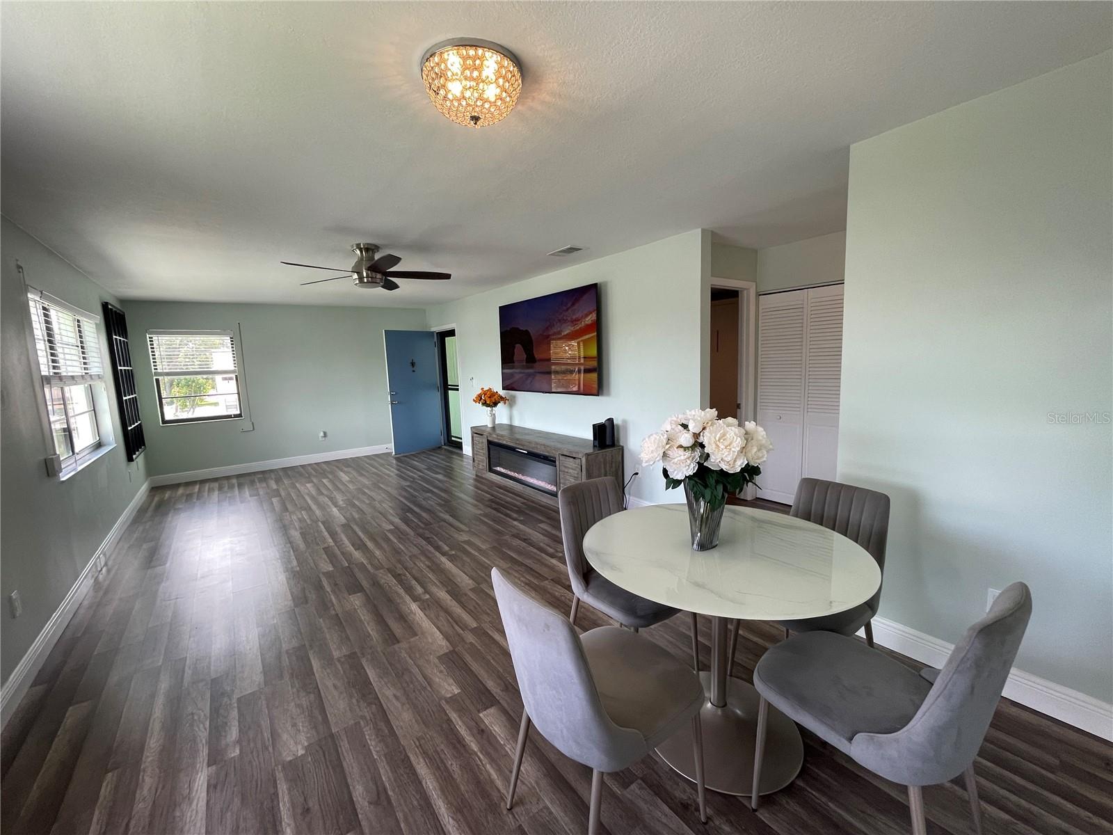 Image 7 of 60 For 5973 Terrace Park Drive N 311