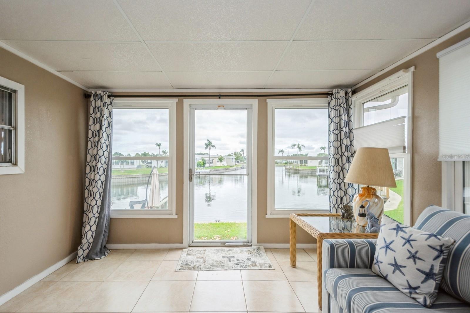 Image 3 of 35 For 10213 Lake Drive 169