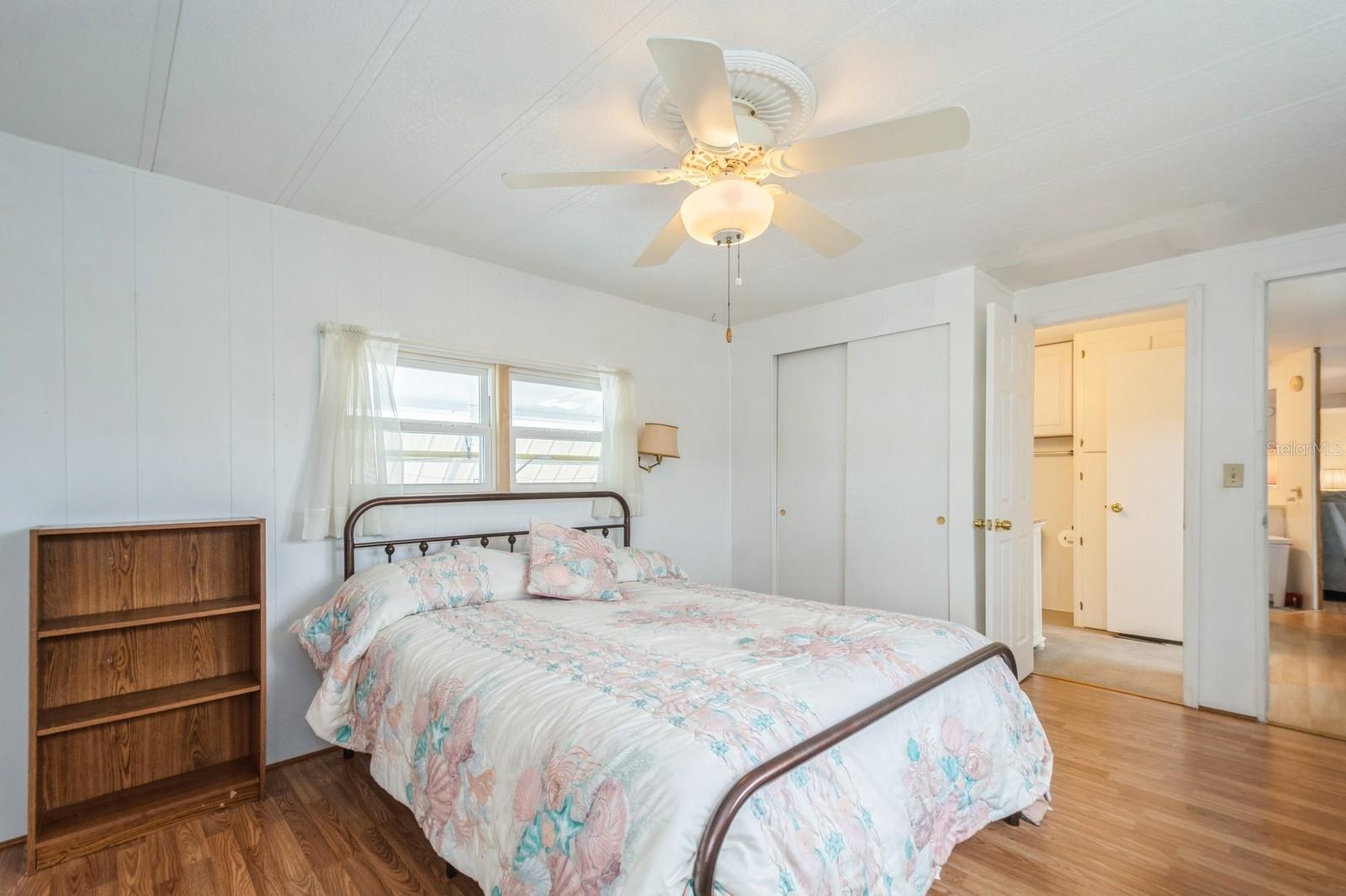 Image 31 of 35 For 10213 Lake Drive 169