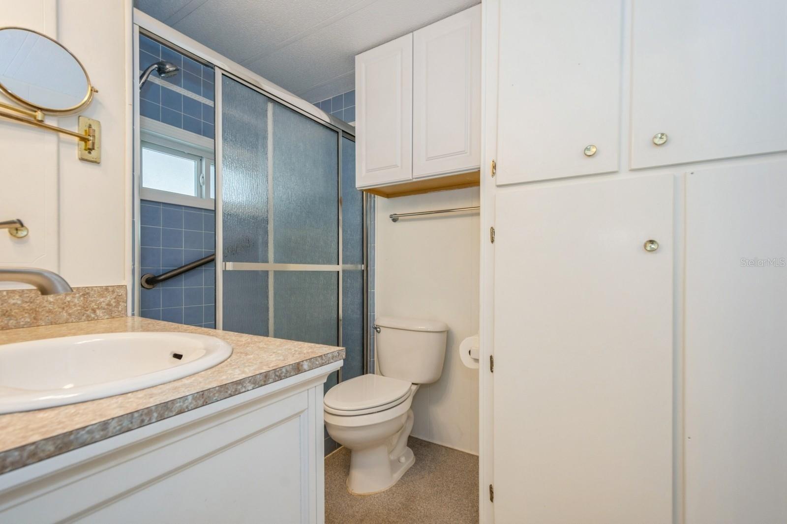 Image 33 of 35 For 10213 Lake Drive 169