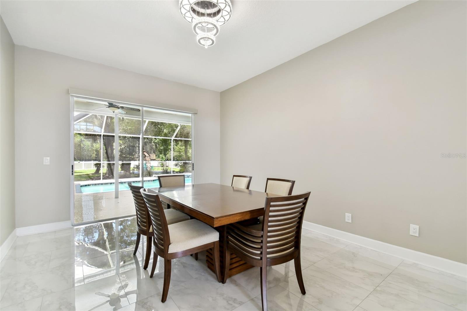 Image 12 of 80 For 1460 Kensington Woods Drive