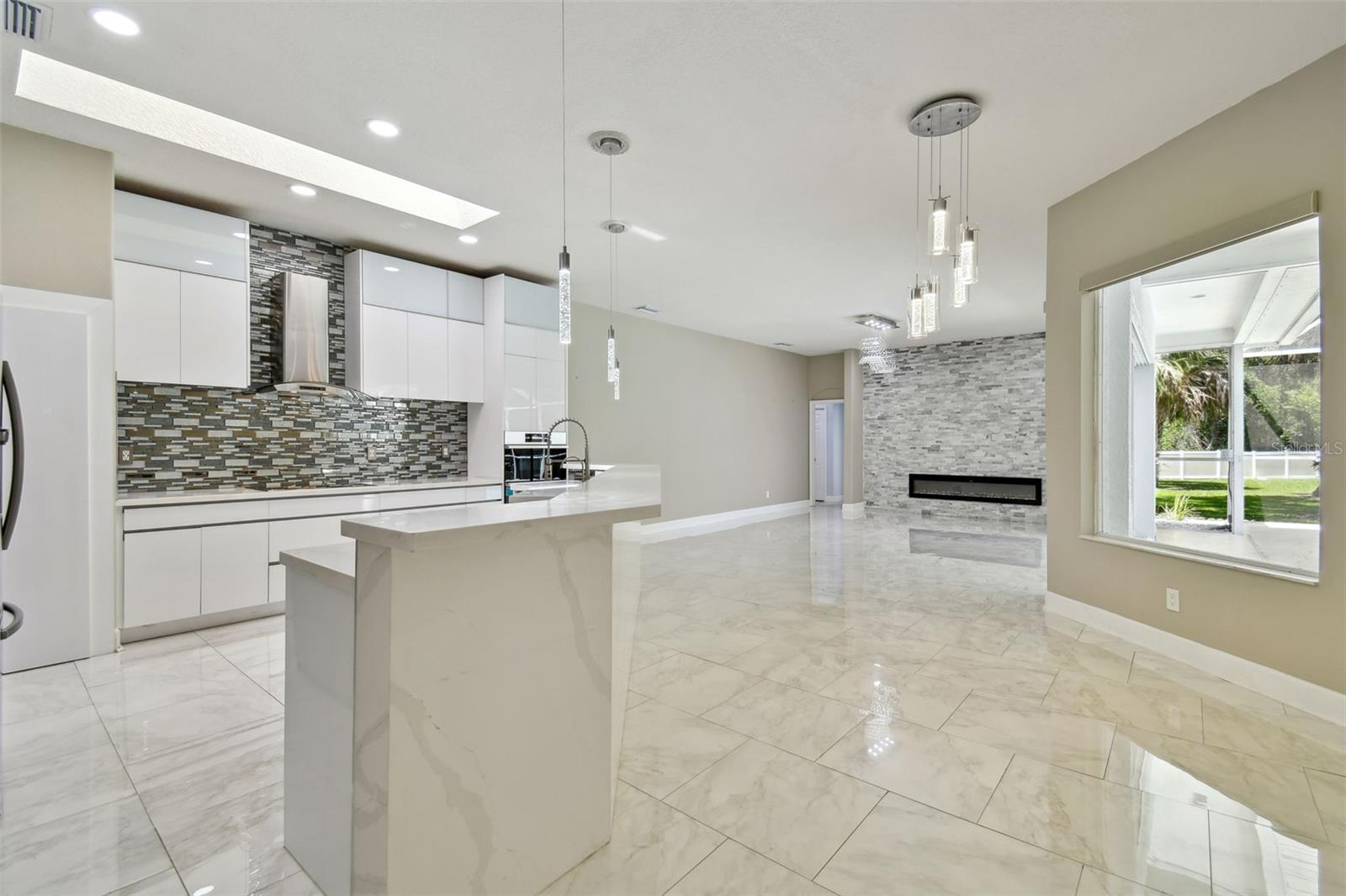 Image 18 of 80 For 1460 Kensington Woods Drive