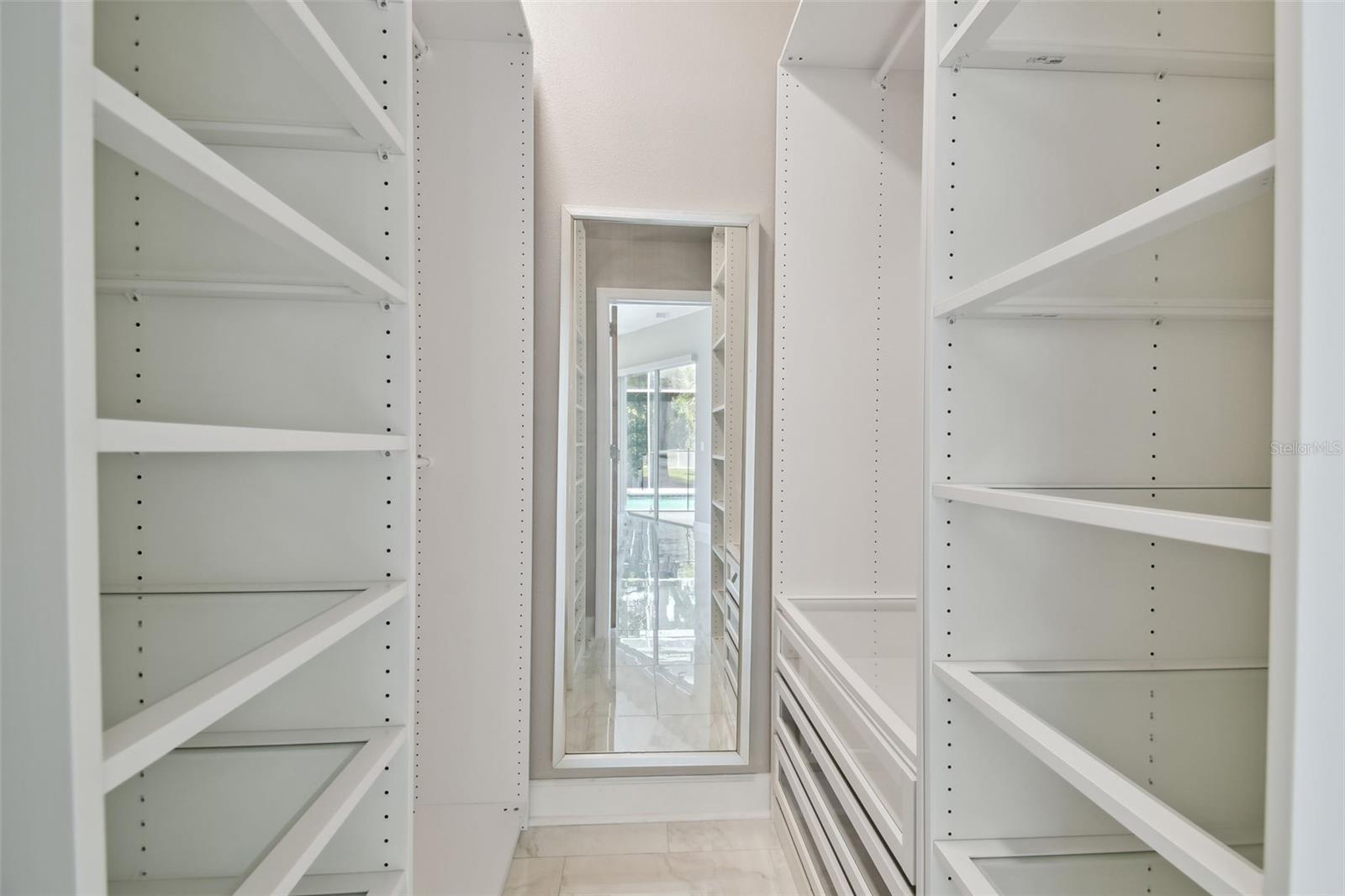 Image 33 of 80 For 1460 Kensington Woods Drive