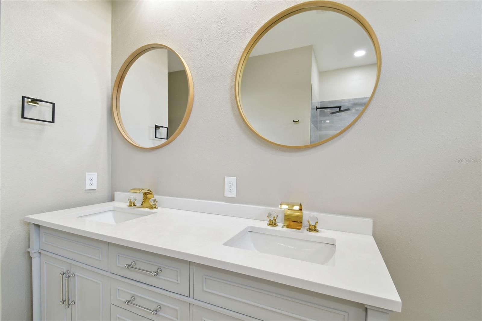Image 36 of 80 For 1460 Kensington Woods Drive