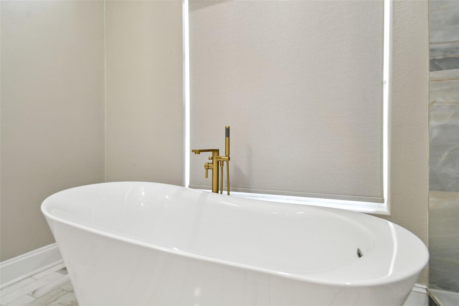 Image 37 of 80 For 1460 Kensington Woods Drive
