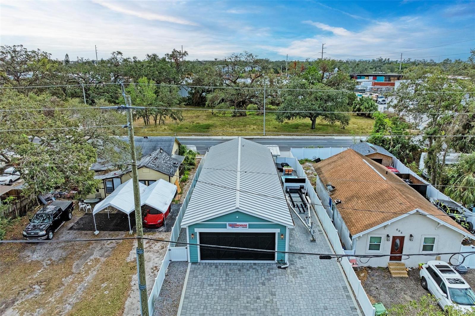 Image 4 of 48 For 613 6th Avenue E
