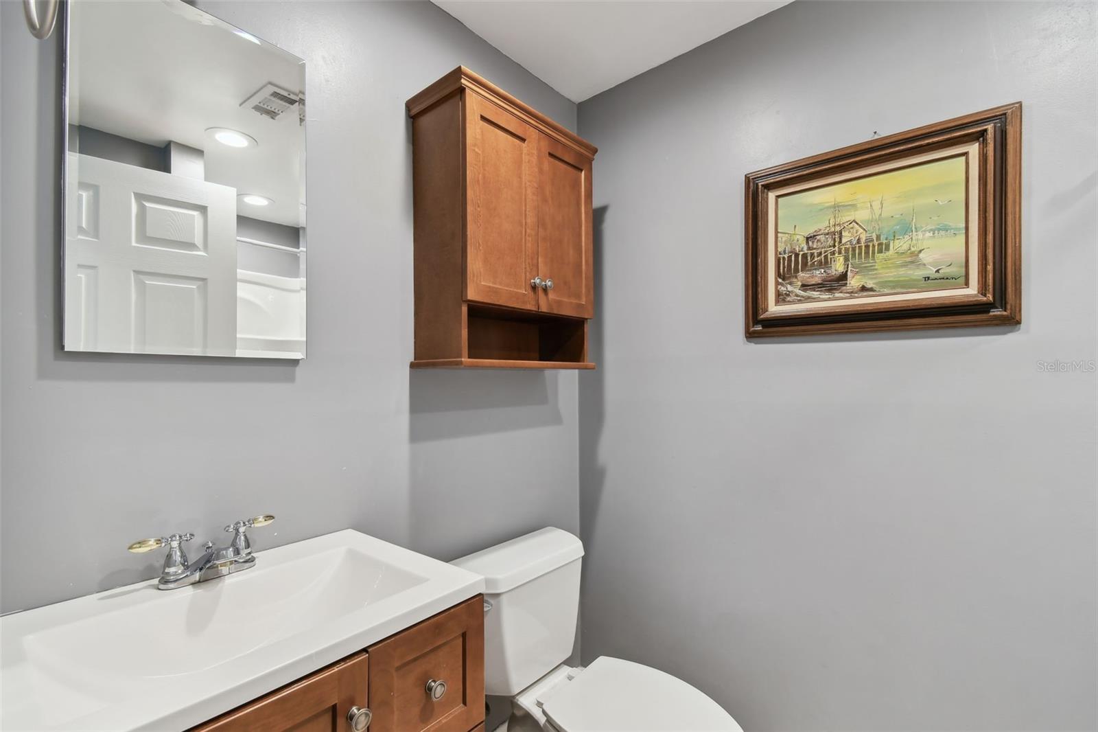 Listing photo id 17 for 7224 Park Street S