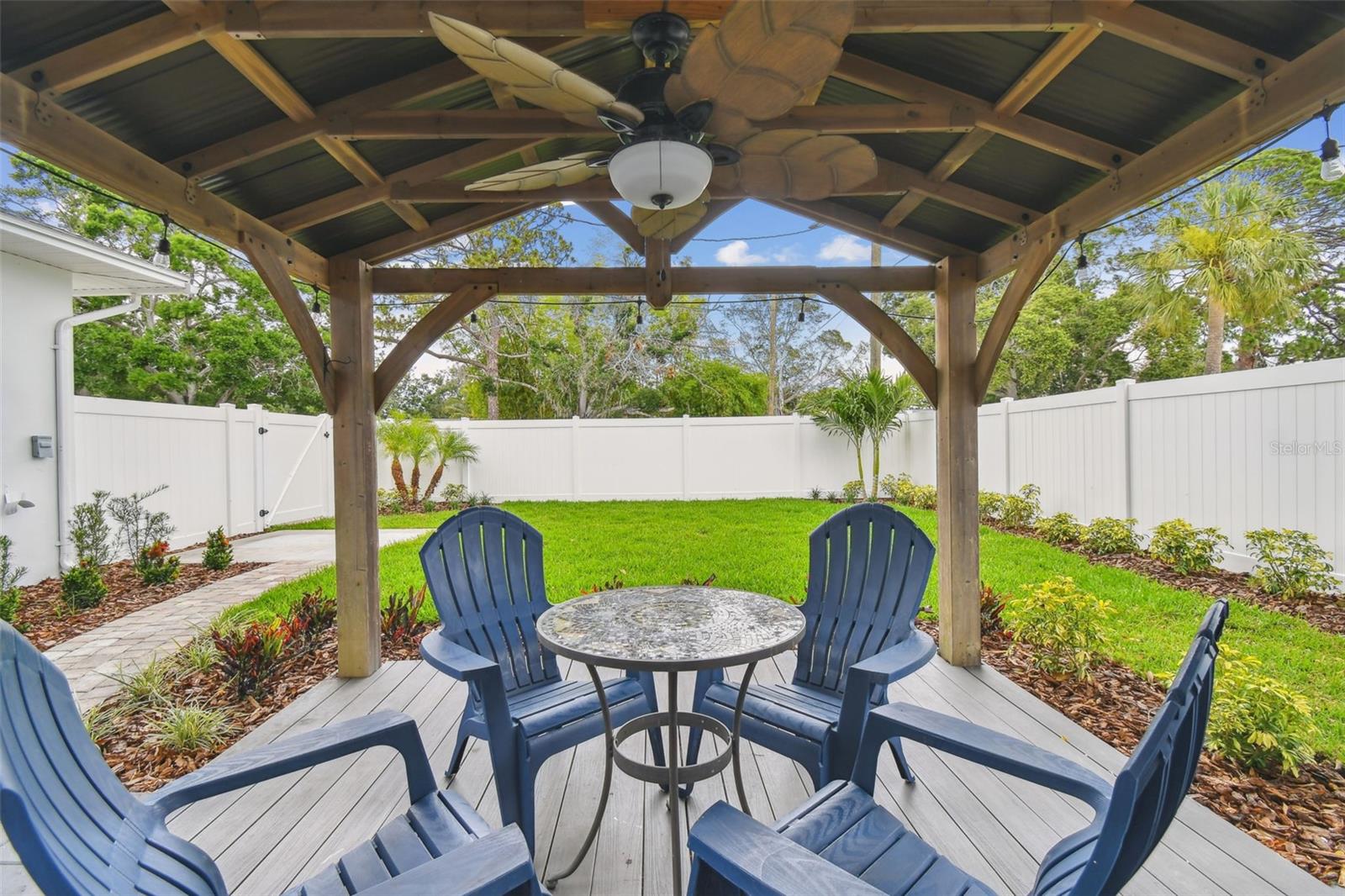 Listing photo id 33 for 7224 Park Street S