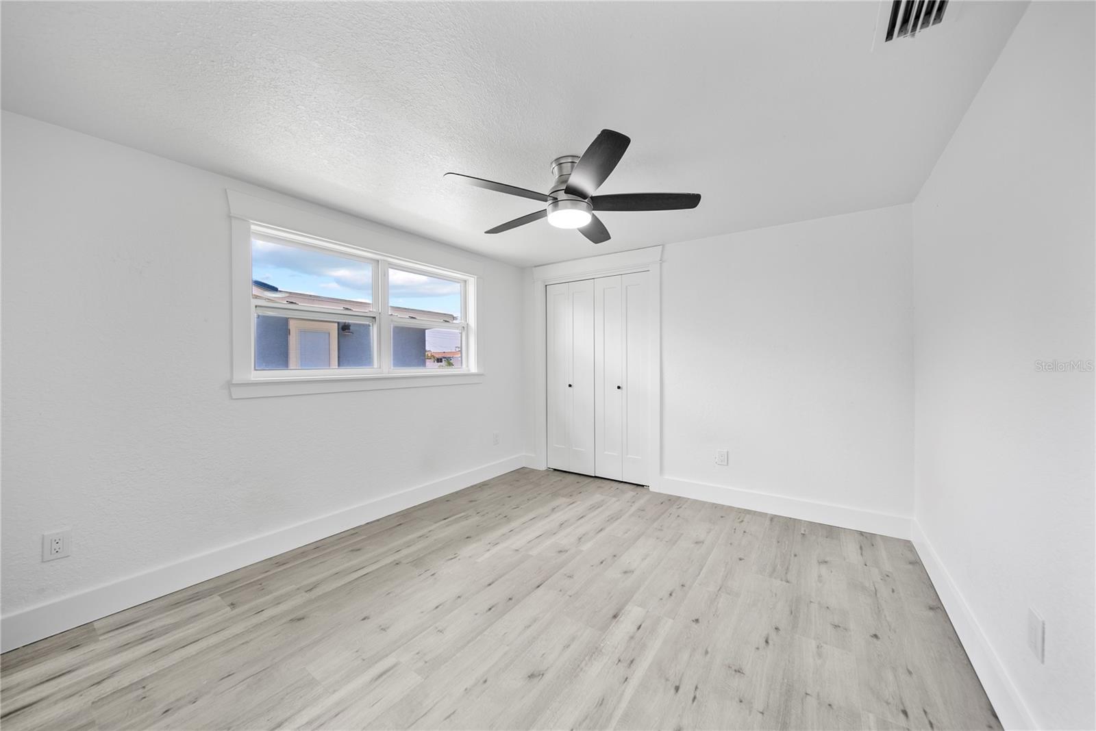 Image 10 of 19 For 13715 Maria Drive