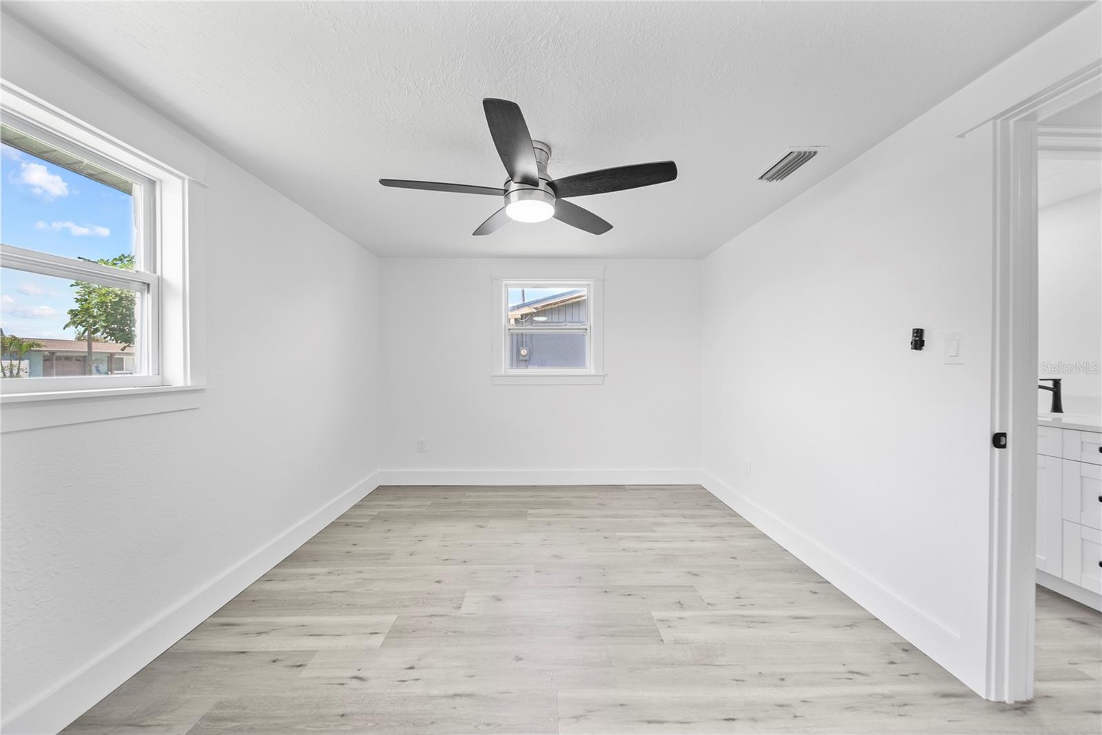 Image 12 of 19 For 13715 Maria Drive