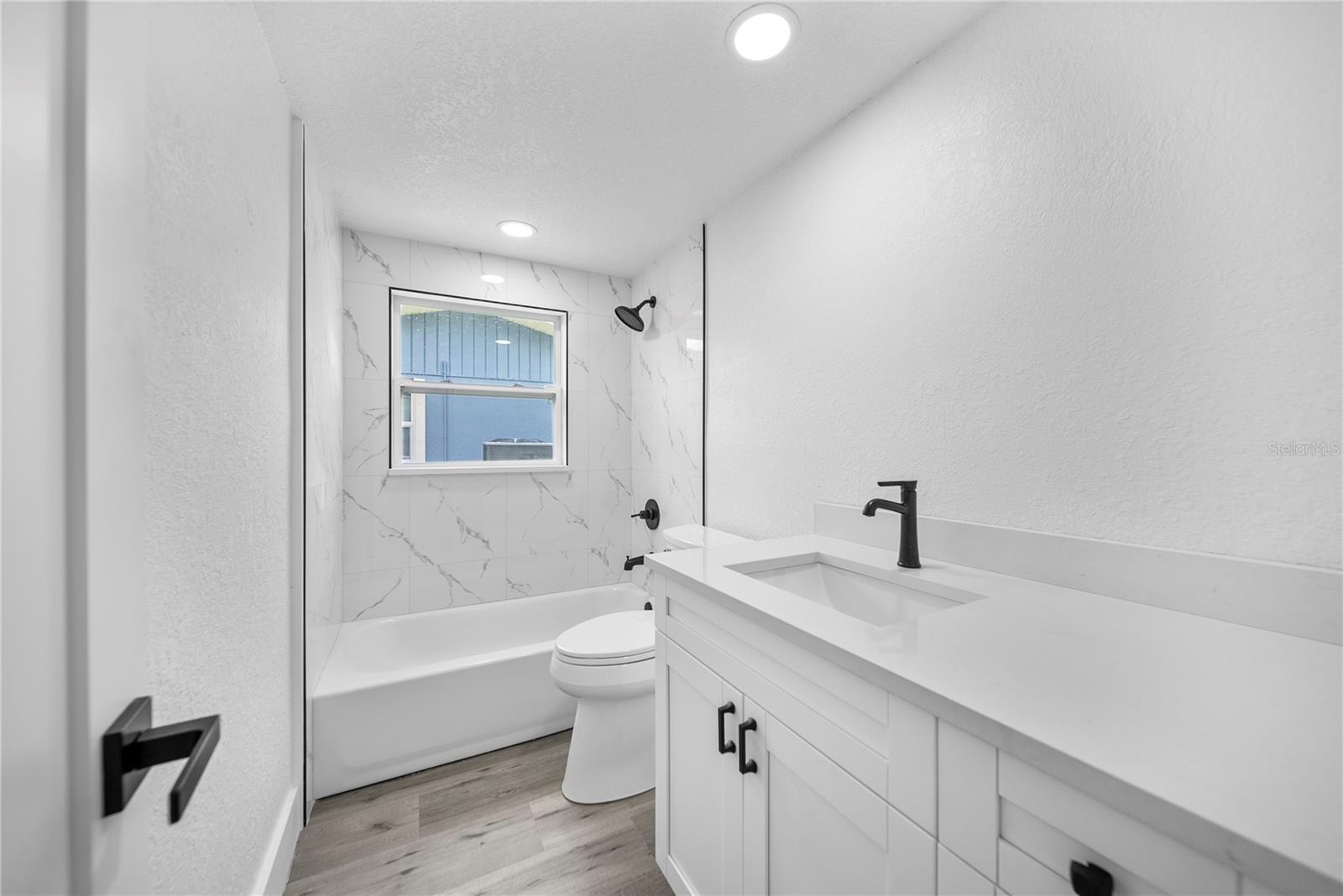 Image 15 of 19 For 13715 Maria Drive