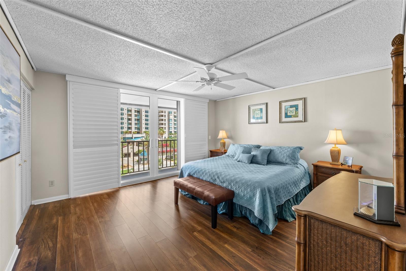 Image 12 of 33 For 1581 Gulf Boulevard 403n