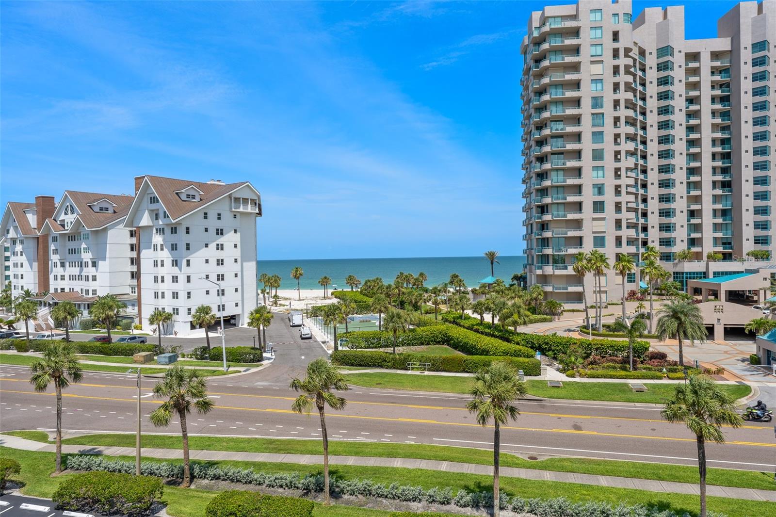 Image 22 of 33 For 1581 Gulf Boulevard 403n
