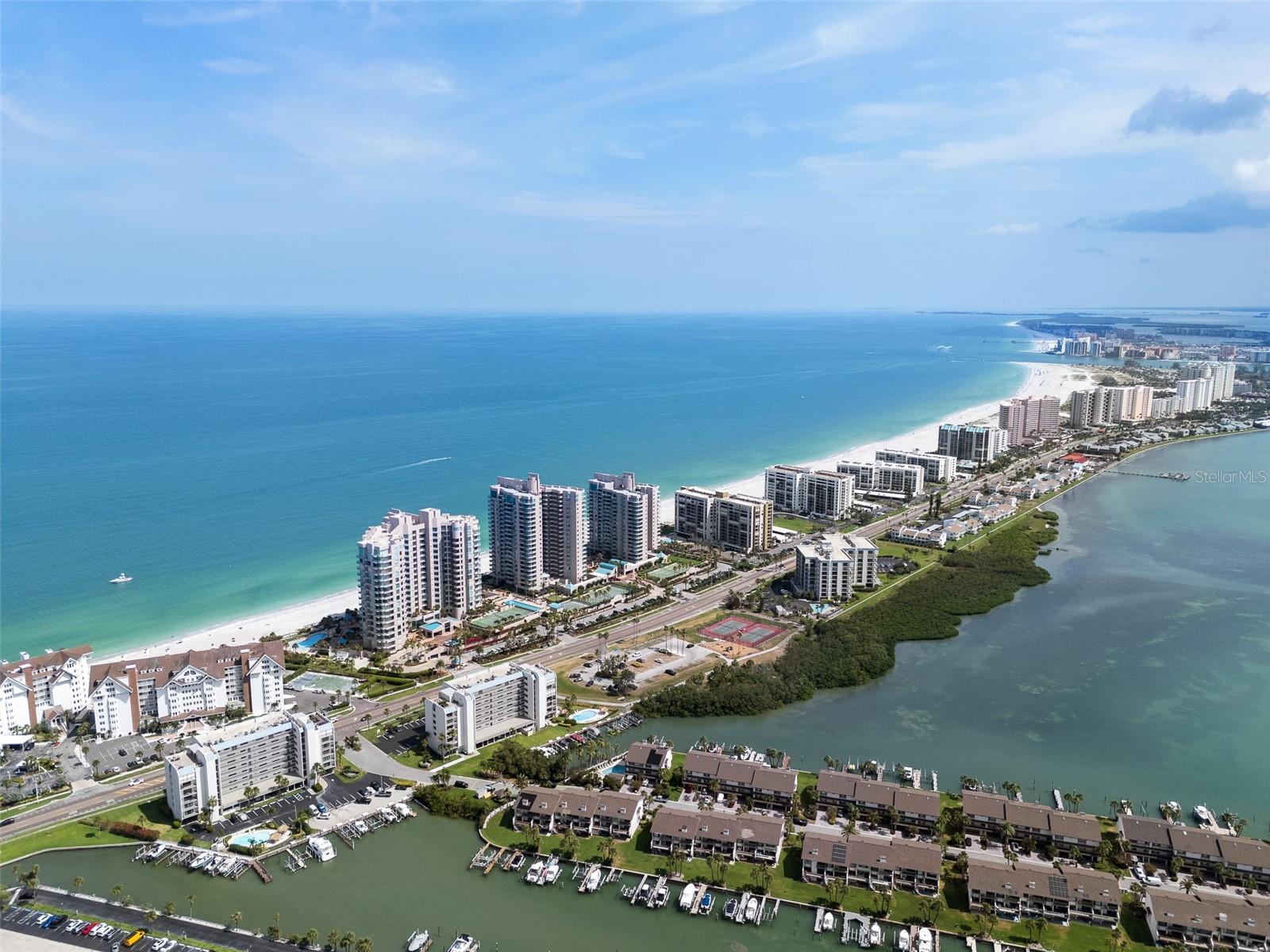 Image 30 of 33 For 1581 Gulf Boulevard 403n