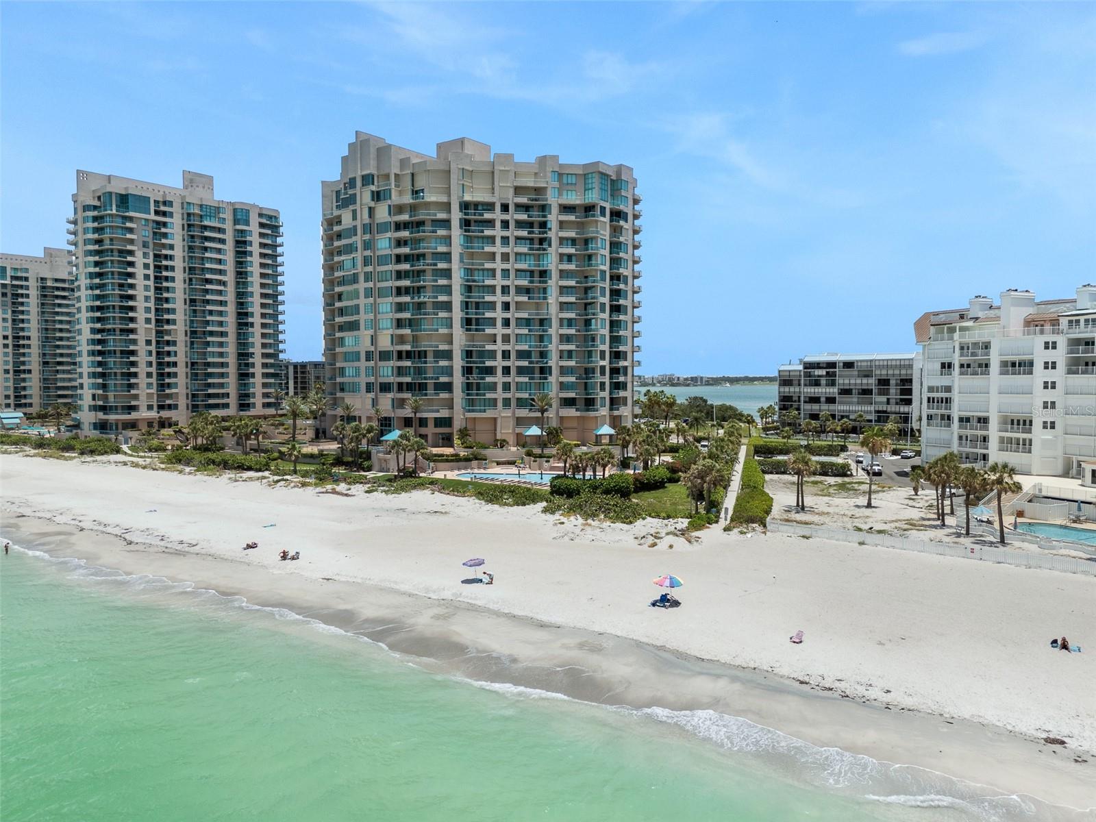 Image 4 of 33 For 1581 Gulf Boulevard 403n