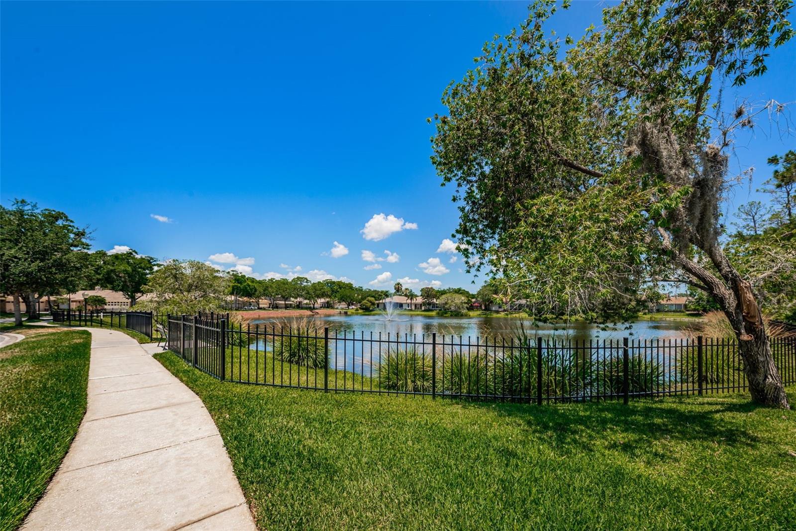 Image 33 of 52 For 1528 Riverdale Drive