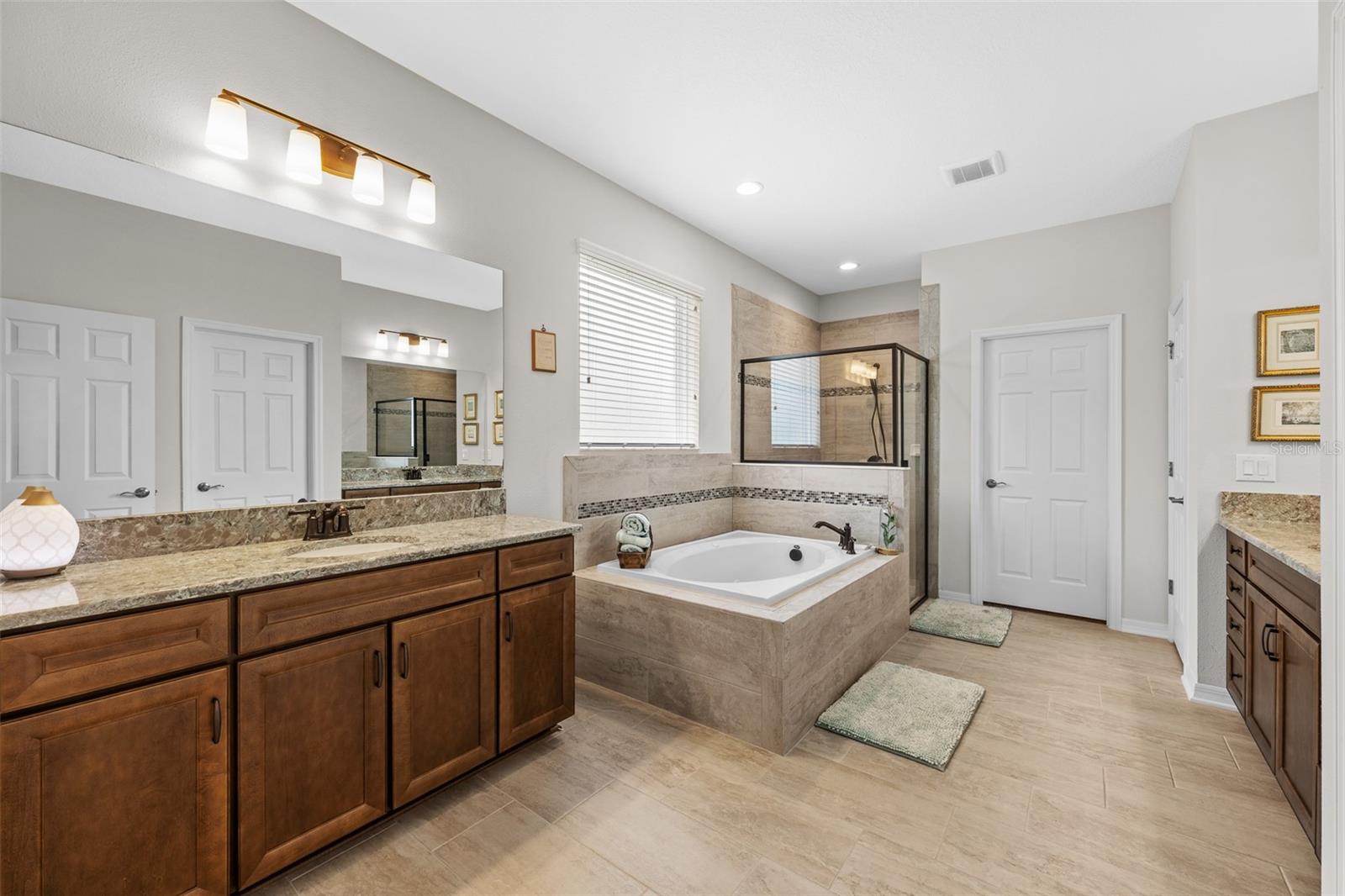 Image 20 of 69 For 33219 Kateland Drive