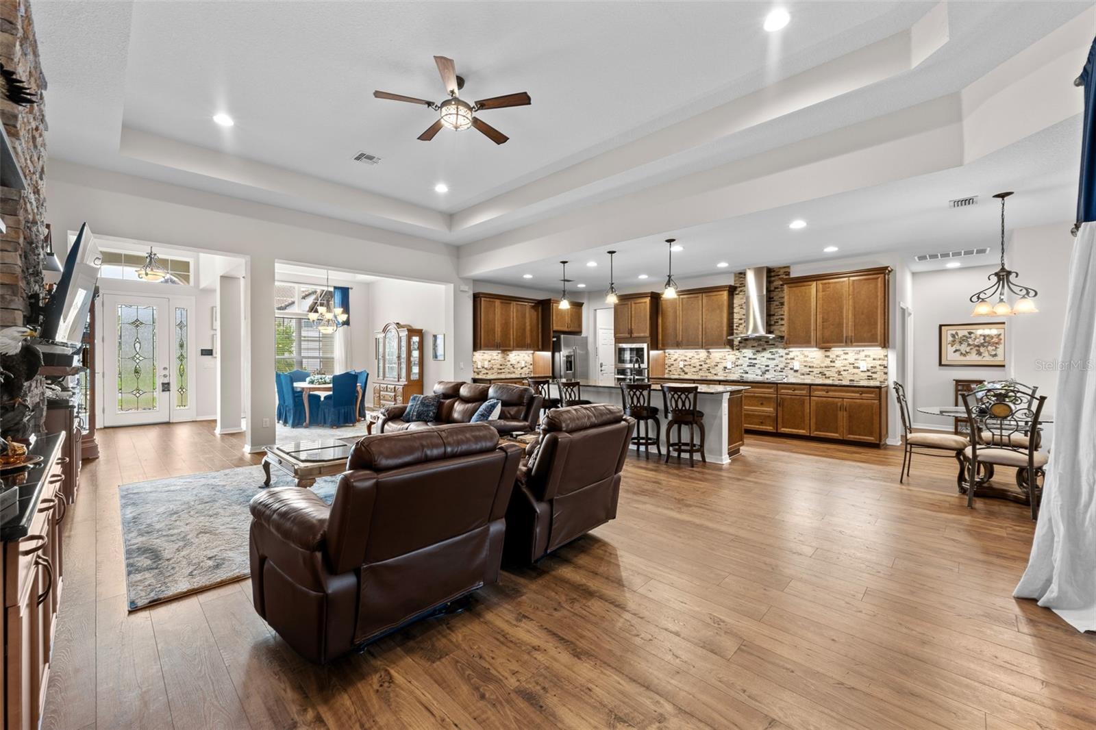 Image 6 of 69 For 33219 Kateland Drive