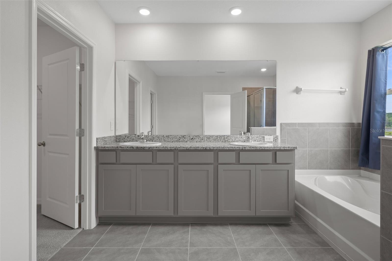 Image 30 of 50 For 13919 Wineberry Drive