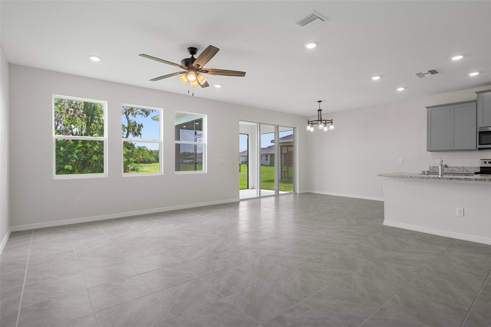 Image 9 of 50 For 13919 Wineberry Drive