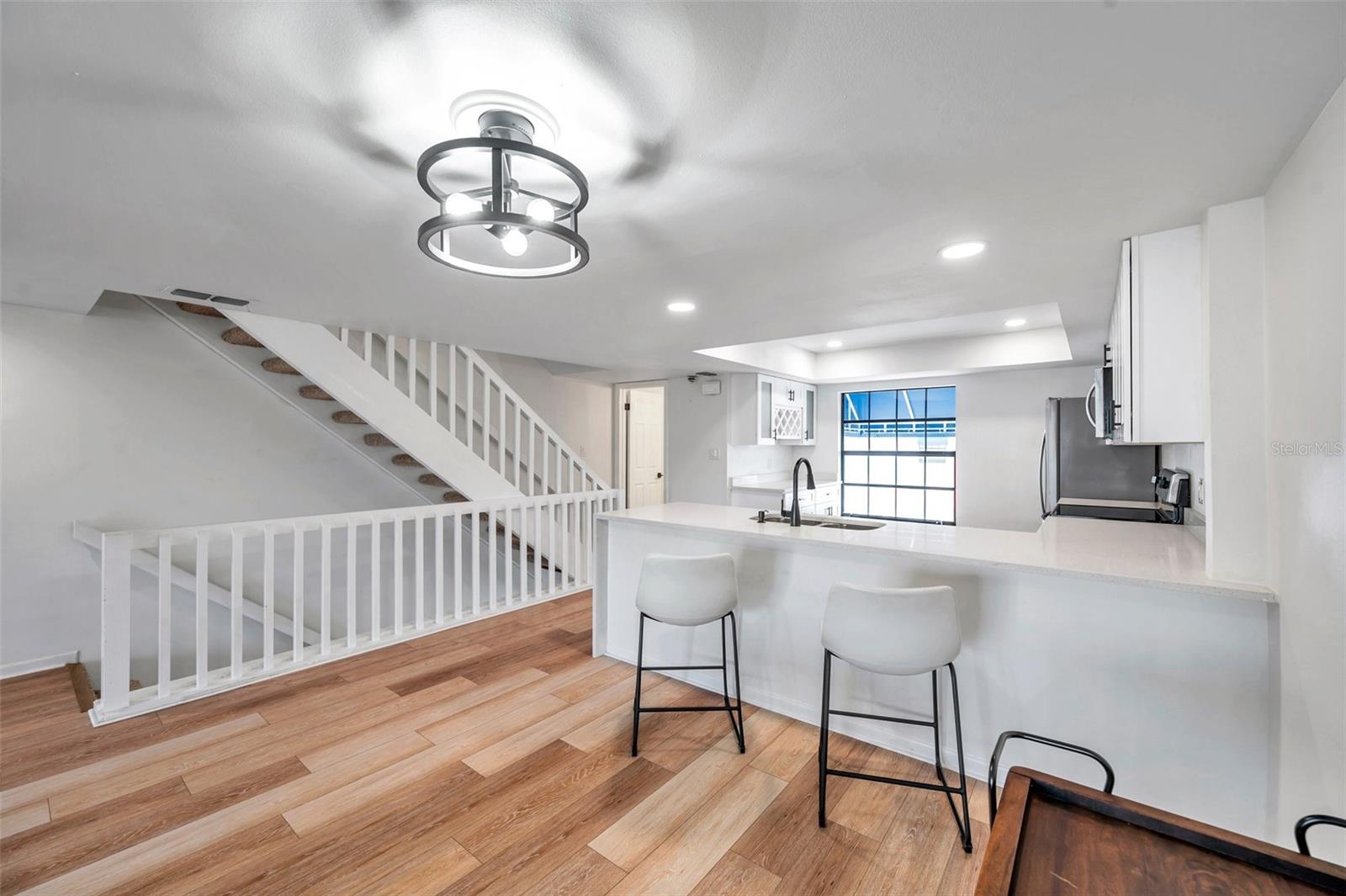 Image 11 of 55 For 745 Pinellas Bayway S 106