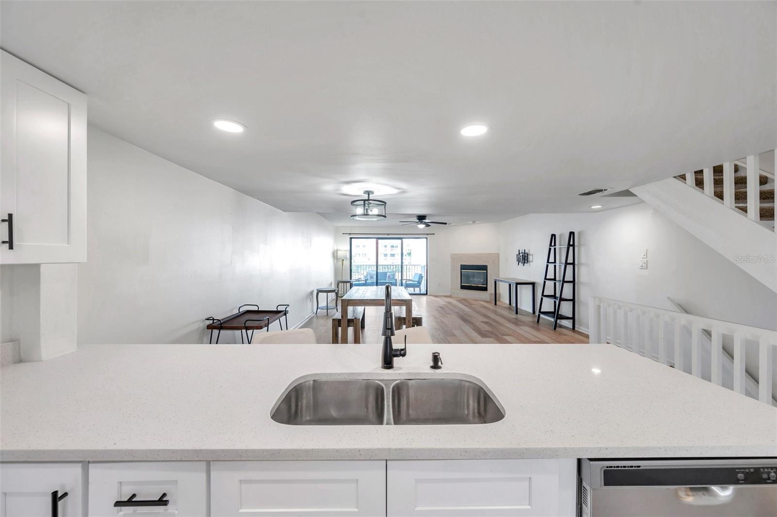 Image 16 of 55 For 745 Pinellas Bayway S 106