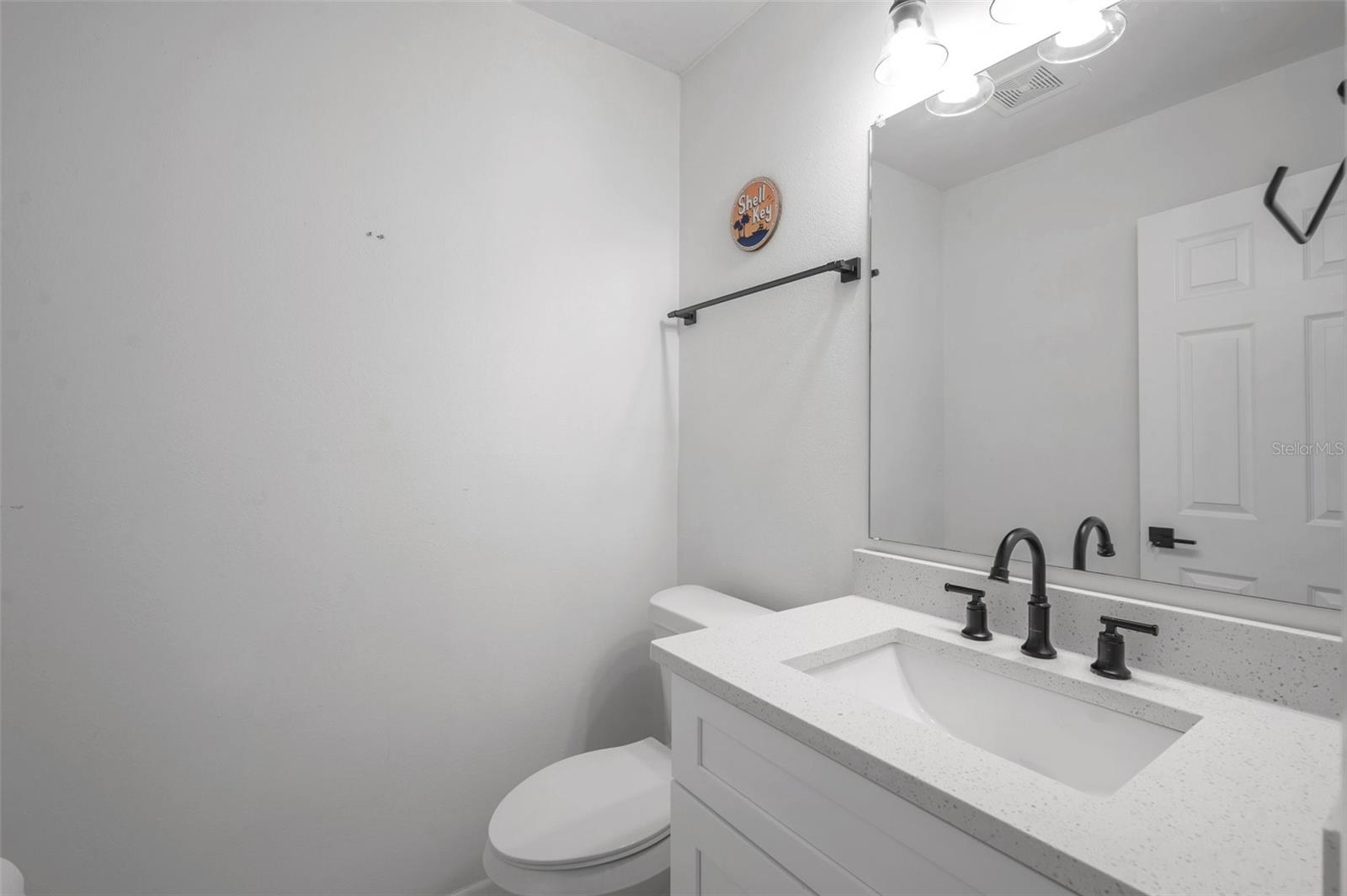Image 20 of 55 For 745 Pinellas Bayway S 106