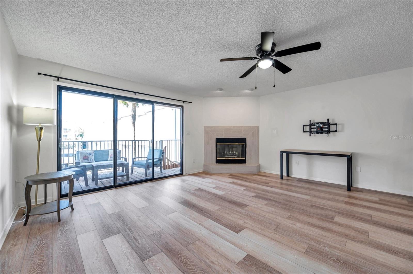 Image 6 of 55 For 745 Pinellas Bayway S 106