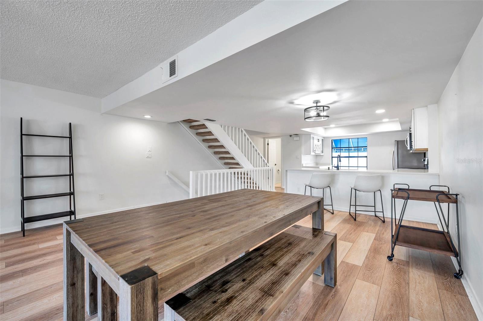 Image 8 of 55 For 745 Pinellas Bayway S 106