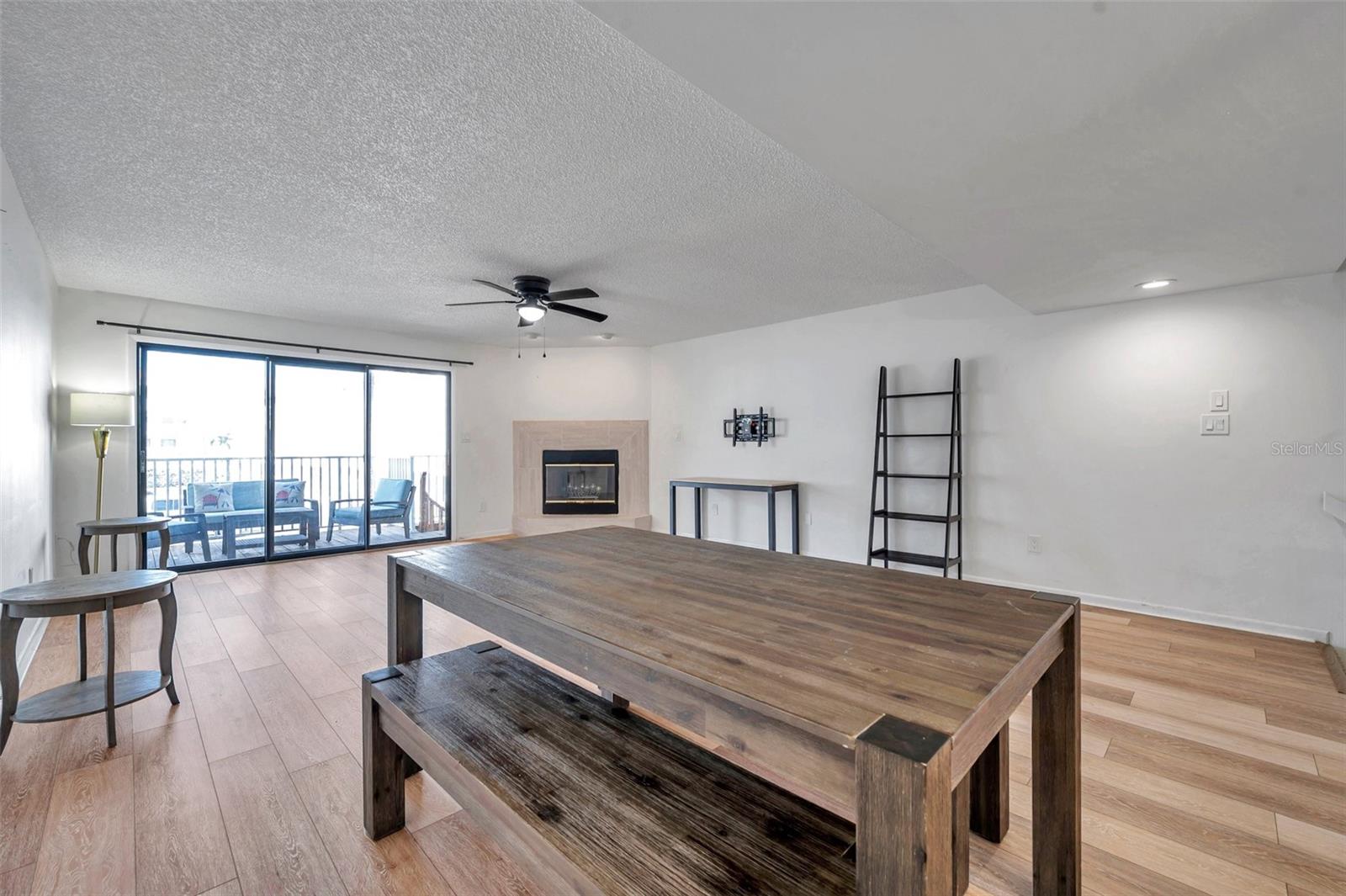 Image 9 of 55 For 745 Pinellas Bayway S 106