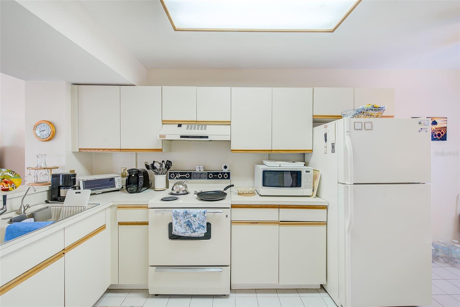 Image 13 of 33 For 7823 Hardwick Drive 224