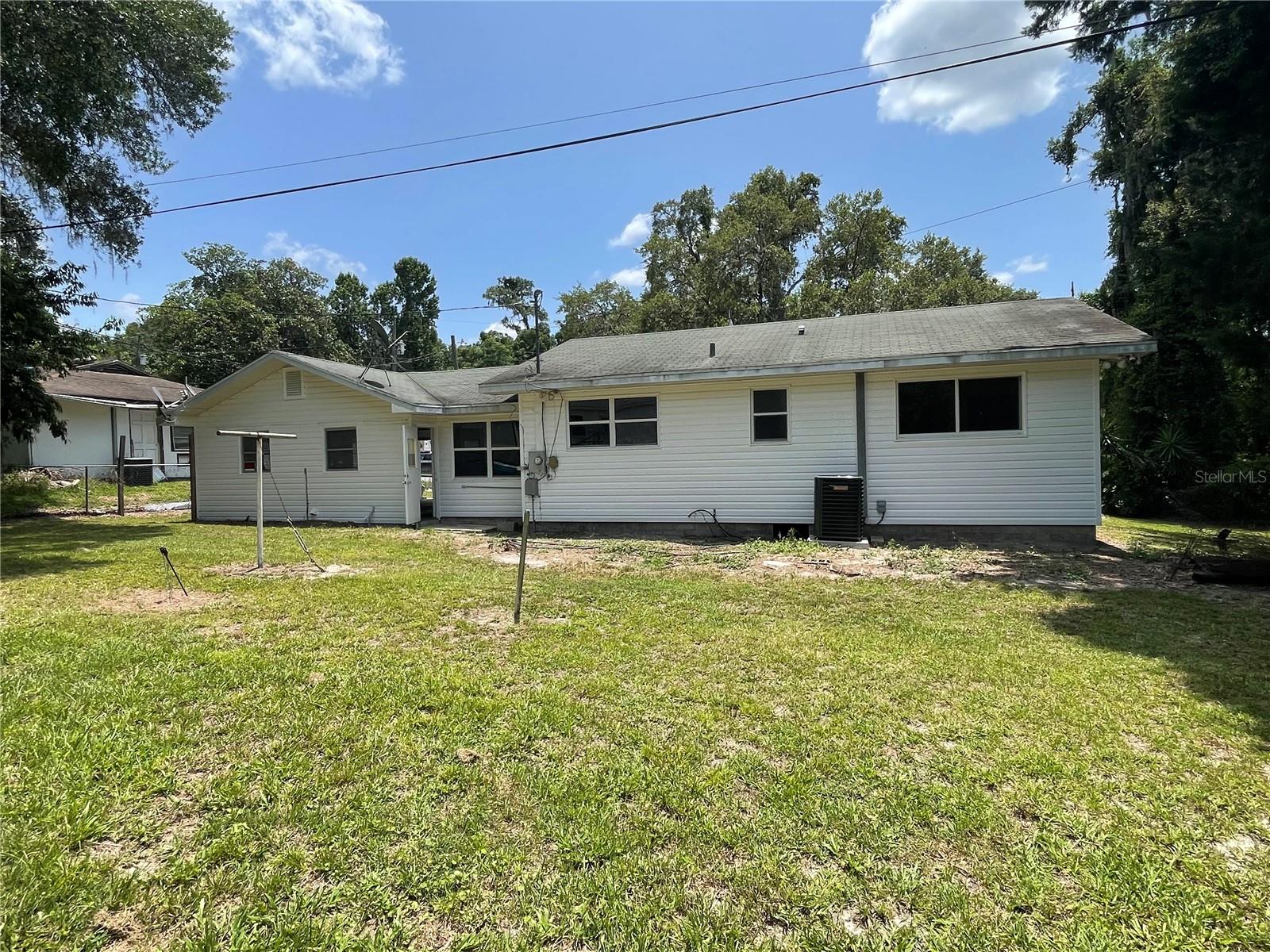 Image 3 of 13 For 22365 Panorama Street