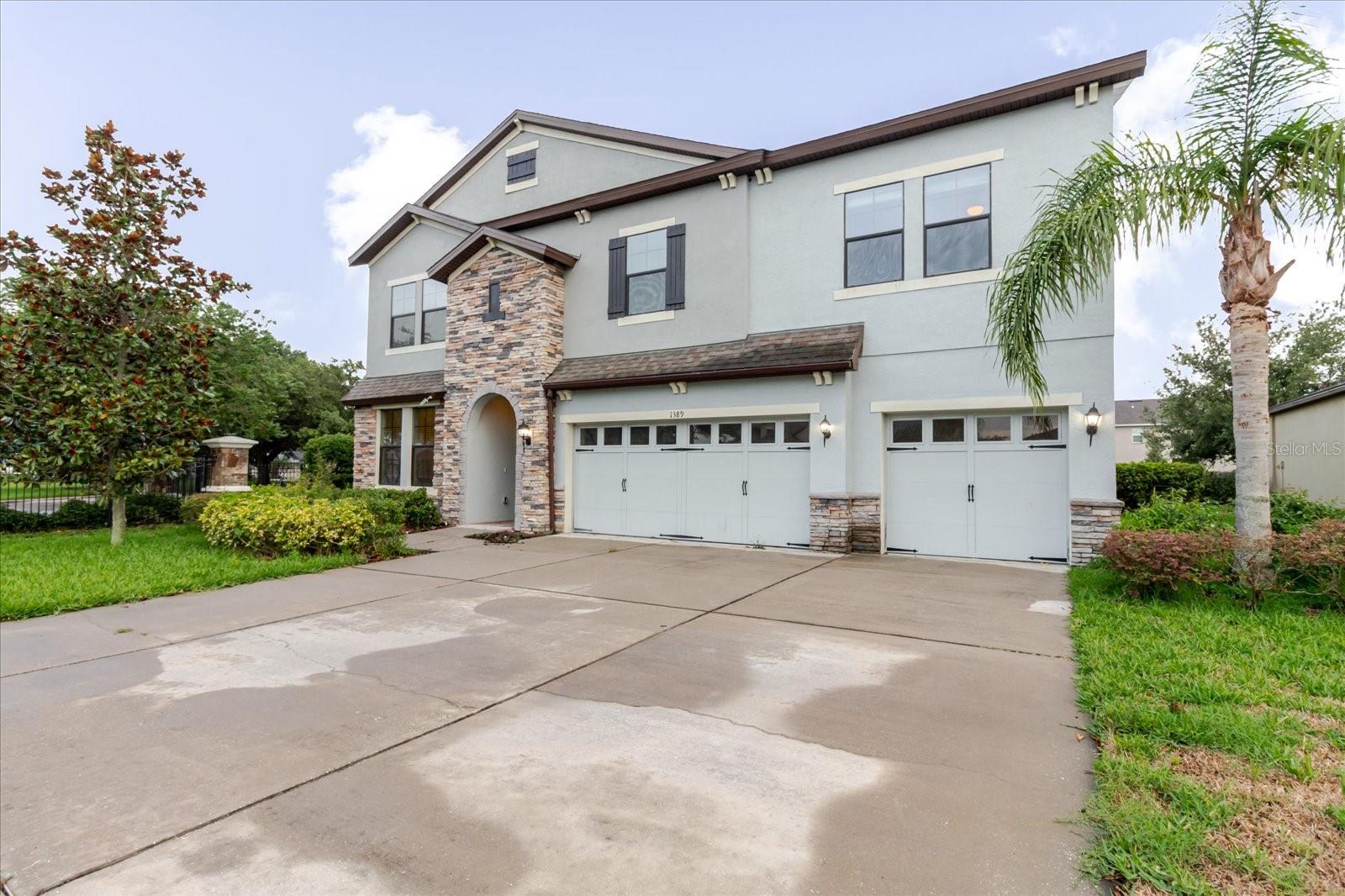 Image 3 of 99 For 1389 Heritage Landings Drive