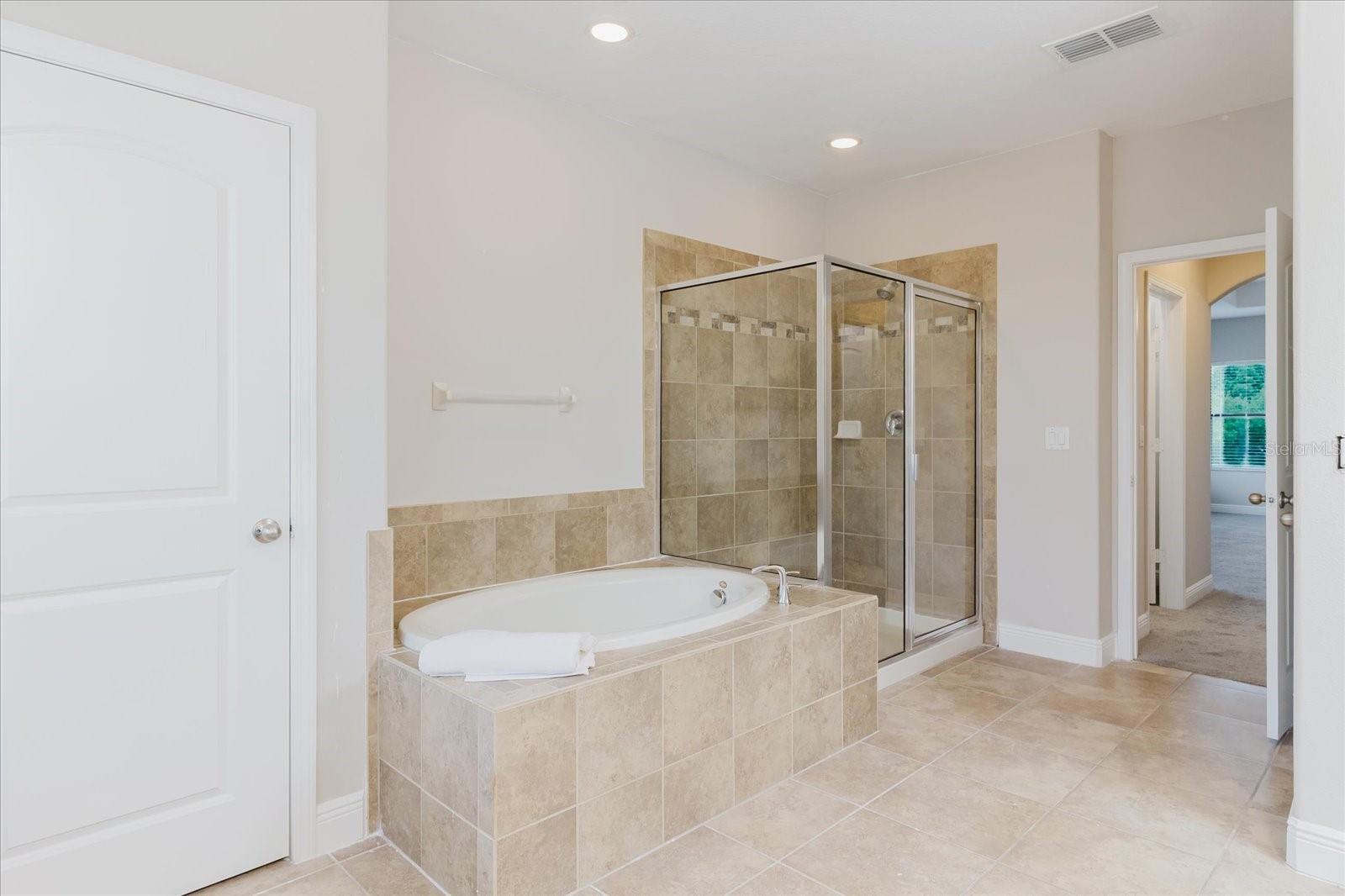 Image 60 of 99 For 1389 Heritage Landings Drive
