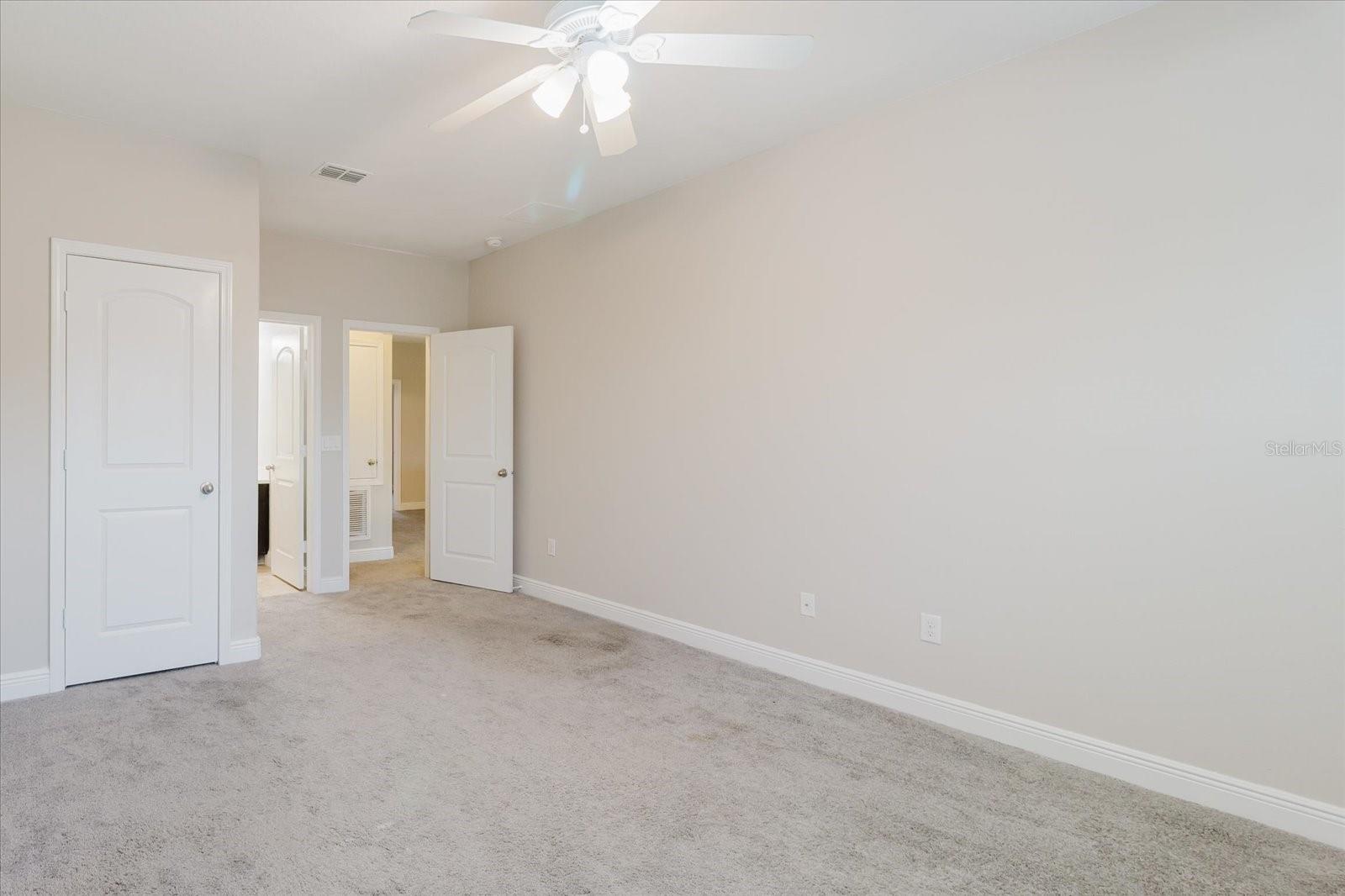 Image 82 of 99 For 1389 Heritage Landings Drive
