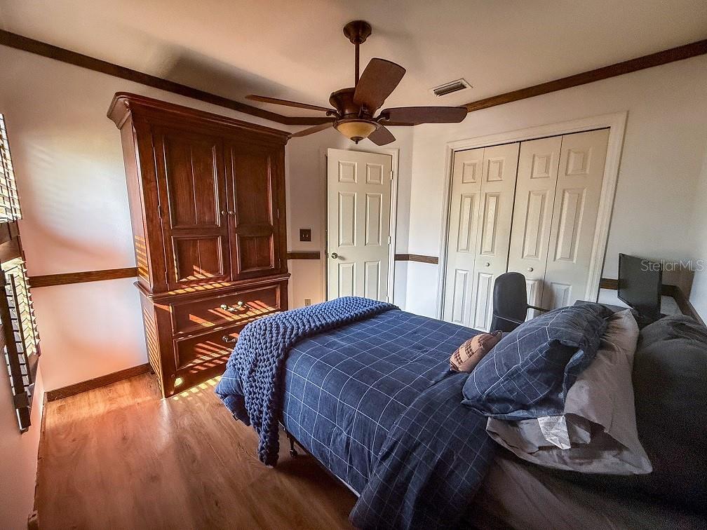 Listing photo id 11 for 1716 Bondurant Way