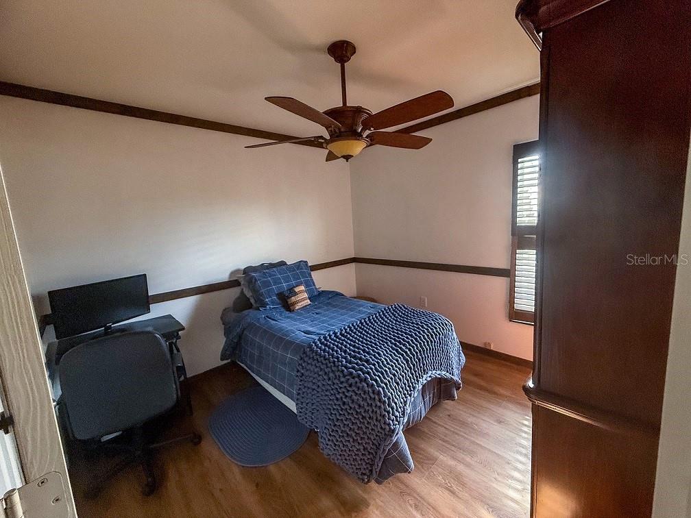Listing photo id 12 for 1716 Bondurant Way