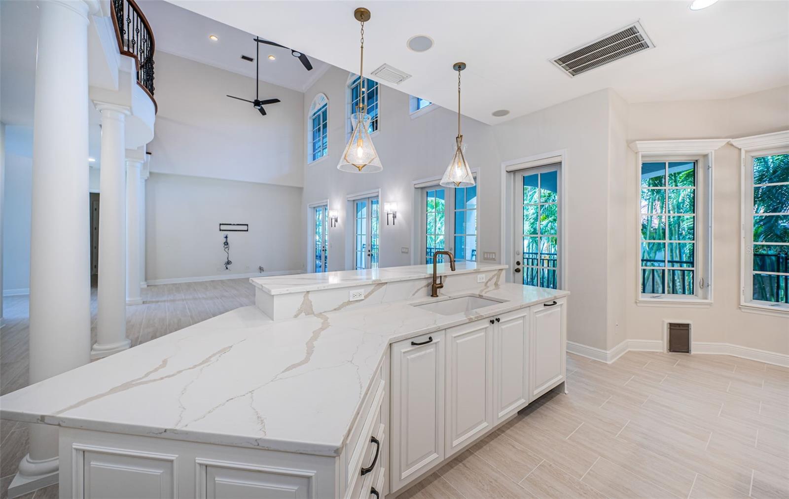 Listing photo id 21 for 147 Bay Point Drive Ne