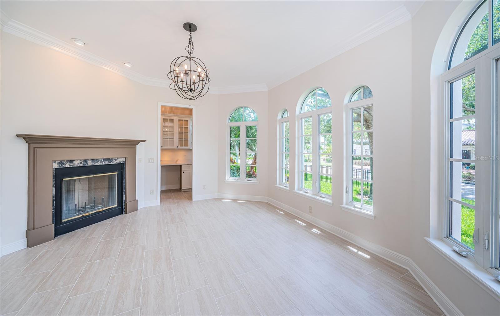 Listing photo id 33 for 147 Bay Point Drive Ne