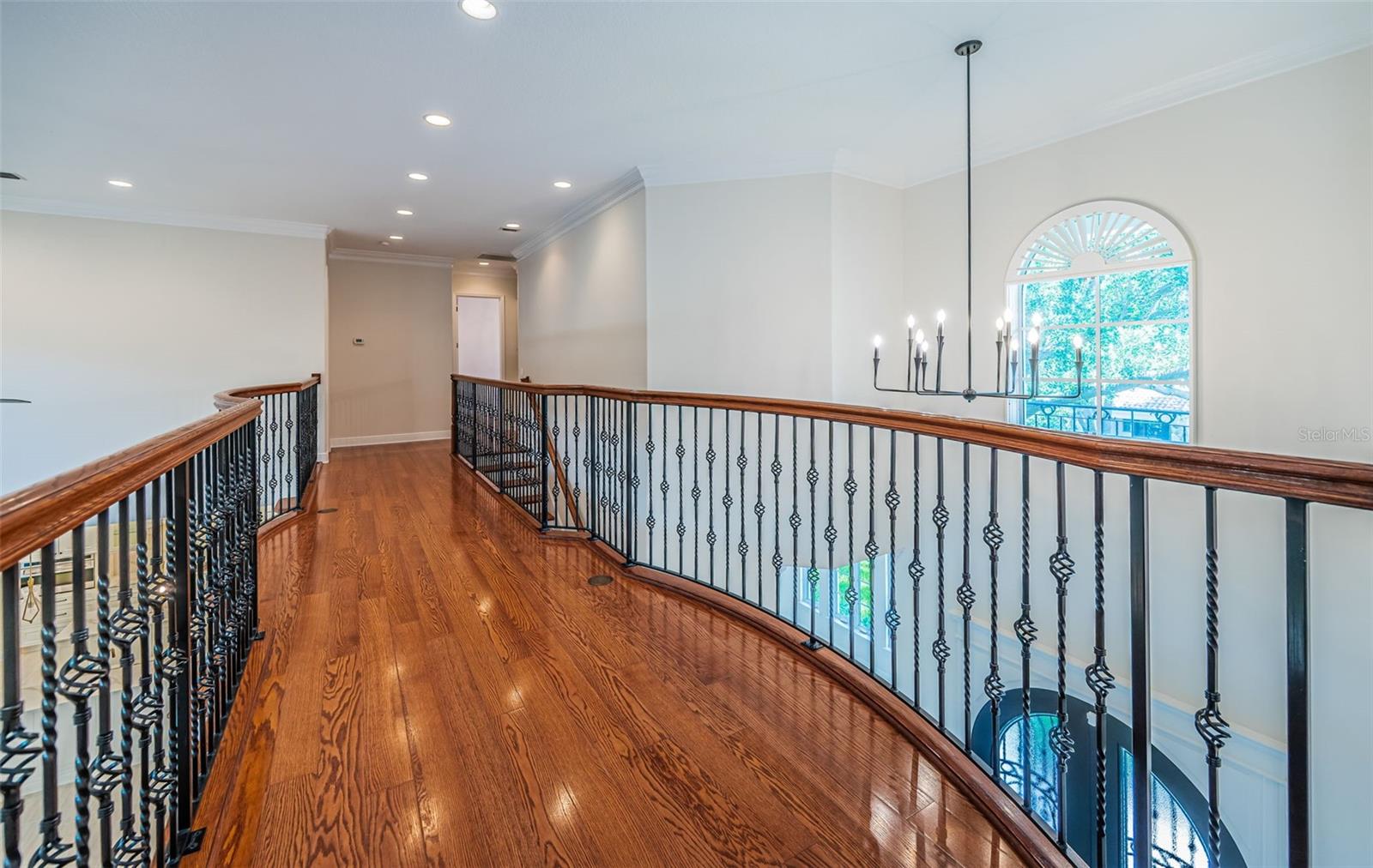 Listing photo id 41 for 147 Bay Point Drive Ne