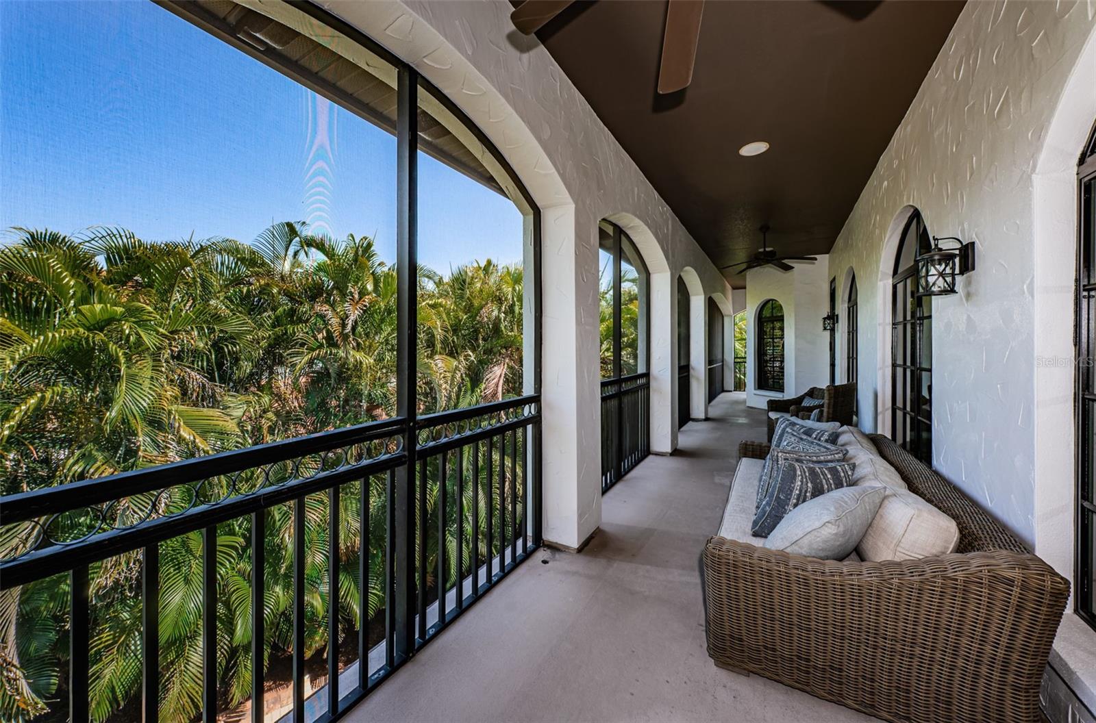 Listing photo id 44 for 147 Bay Point Drive Ne