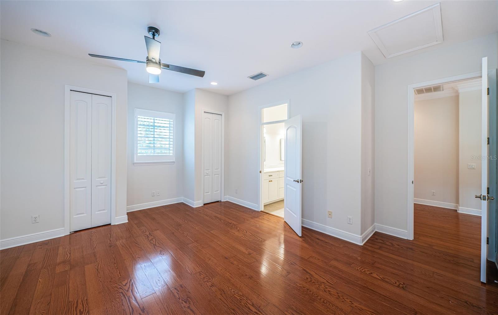 Listing photo id 56 for 147 Bay Point Drive Ne