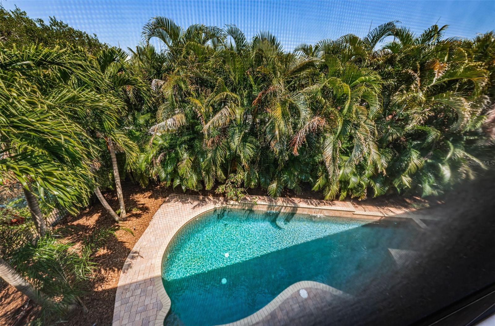 Listing photo id 58 for 147 Bay Point Drive Ne