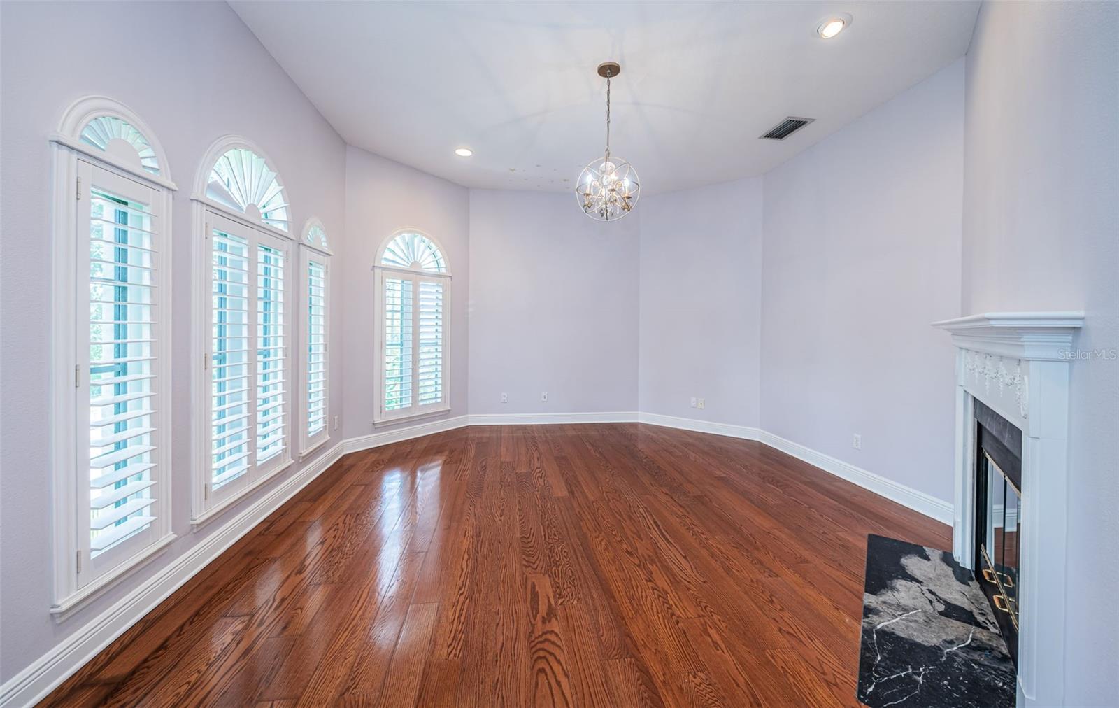 Listing photo id 62 for 147 Bay Point Drive Ne