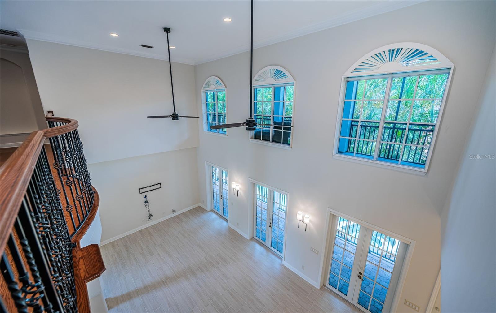 Listing photo id 66 for 147 Bay Point Drive Ne