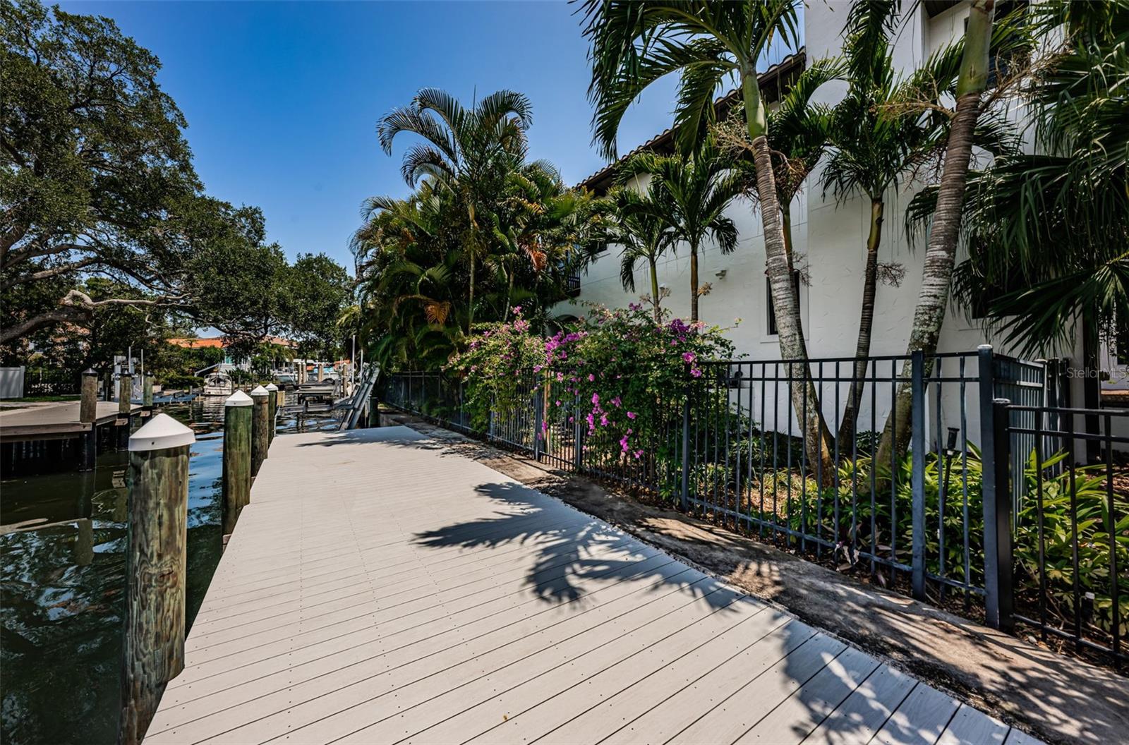 Listing photo id 73 for 147 Bay Point Drive Ne