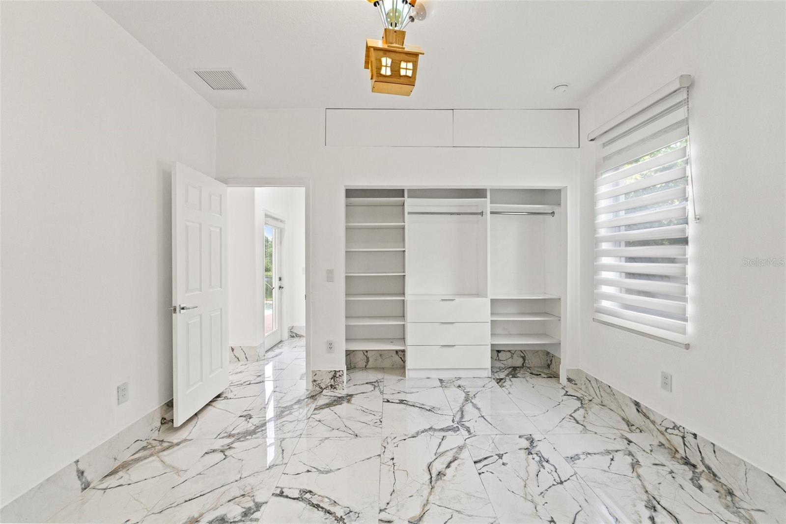Image 26 of 66 For 2238 Shirecrest Cove Way
