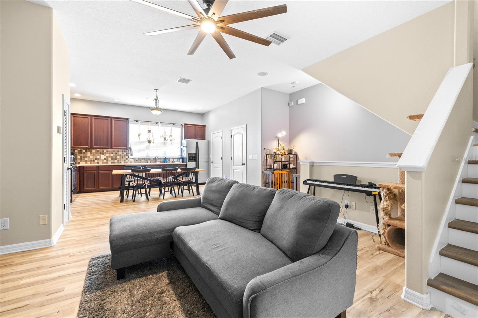 Image 11 of 24 For 962 Sombra Street