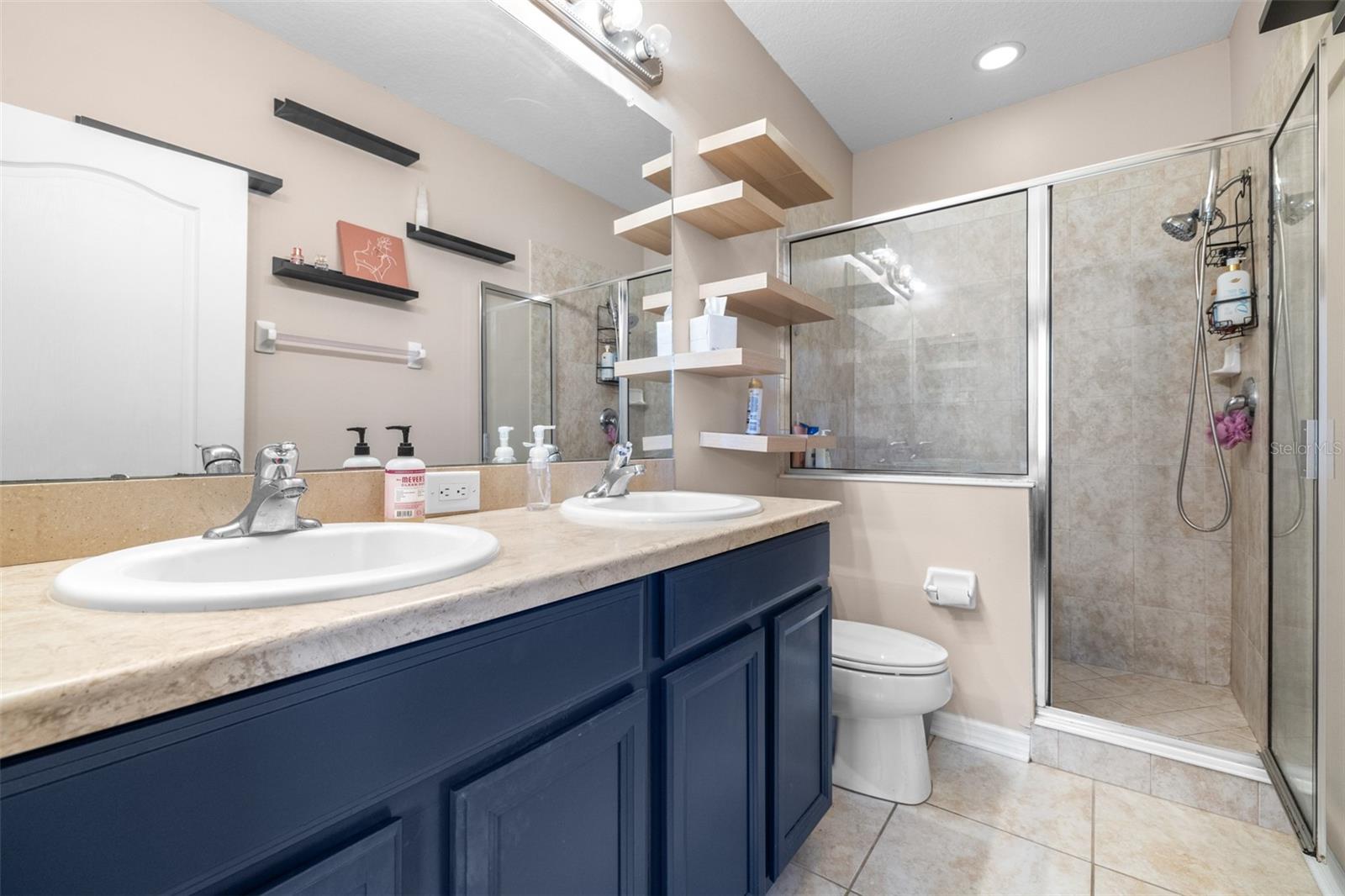 Image 18 of 24 For 962 Sombra Street