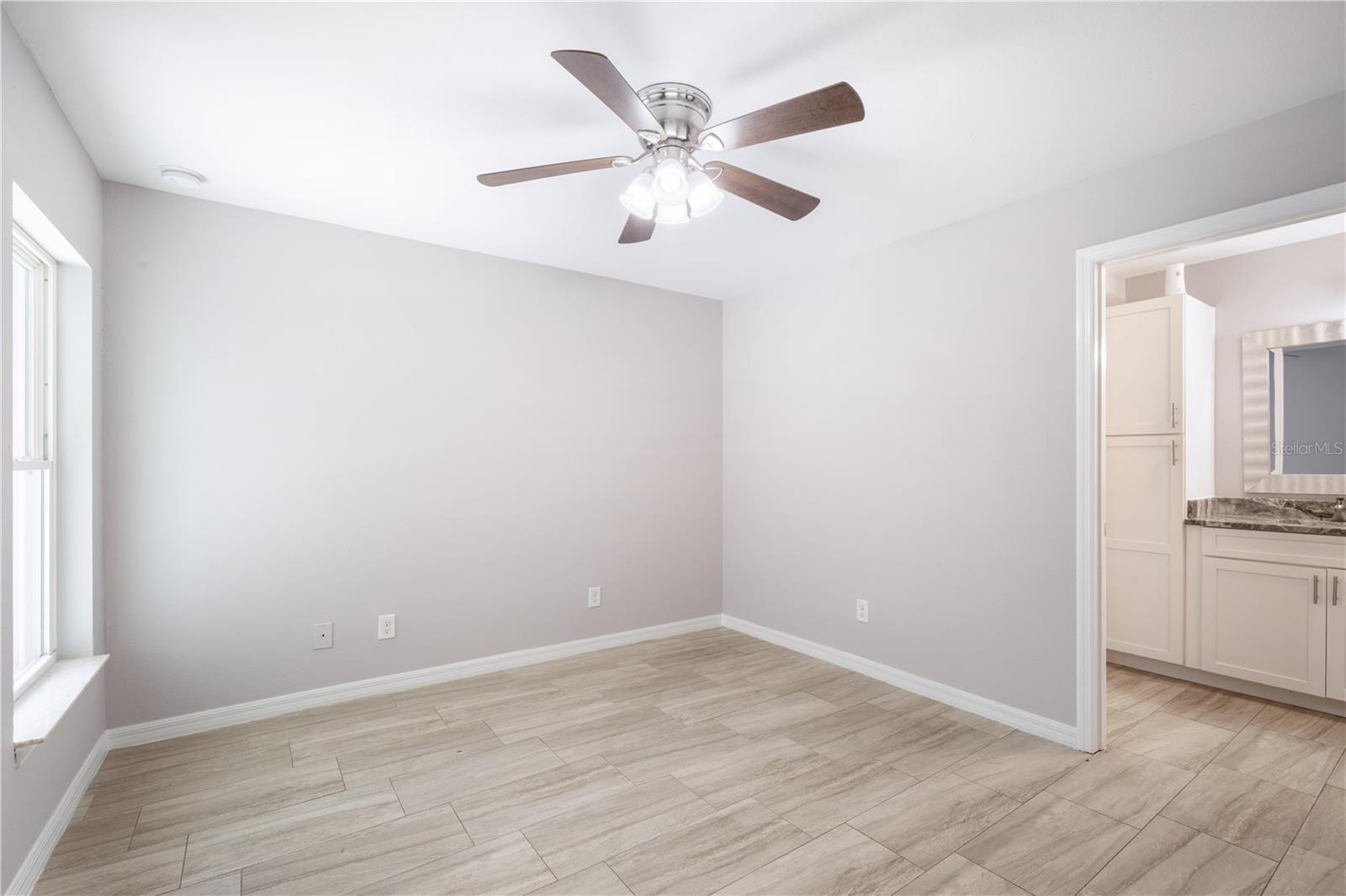 Image 14 of 23 For 5319 Lantana Street